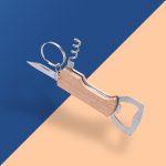 Chaveiro com abridor de garrafas saca-rolhas de madeira personalizado2