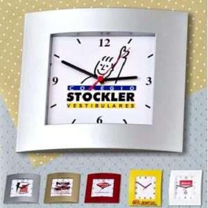 Relógio de Parede com Logo