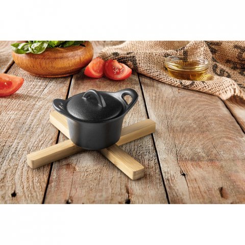 94320 SHANDY. Porta tachos Descanso de panela dobrável em bambu. Fornecido em caixa oferta em papel kraft. Fechado: 215 x 40 x 14 mm | Aberto: 180 x 150 x 14 mm